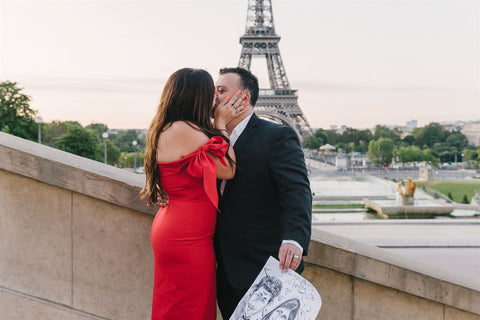 hire local photographer in Paris